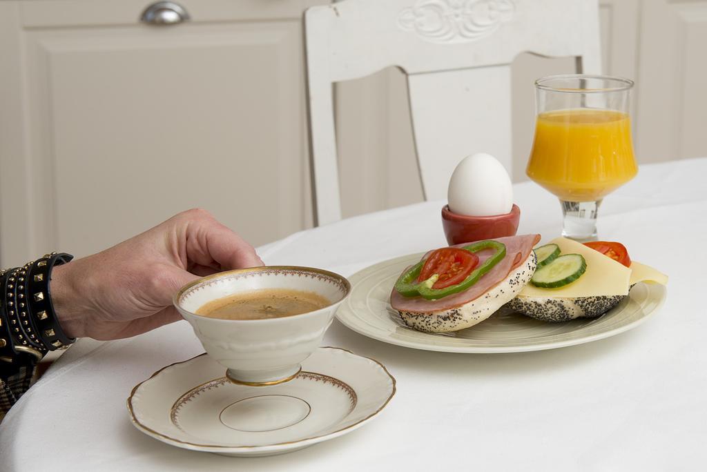 Hotell Aina Kvissleby المظهر الخارجي الصورة